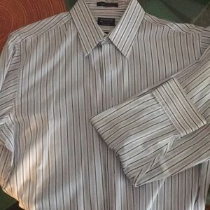 Men’s long sleeve button down. Large